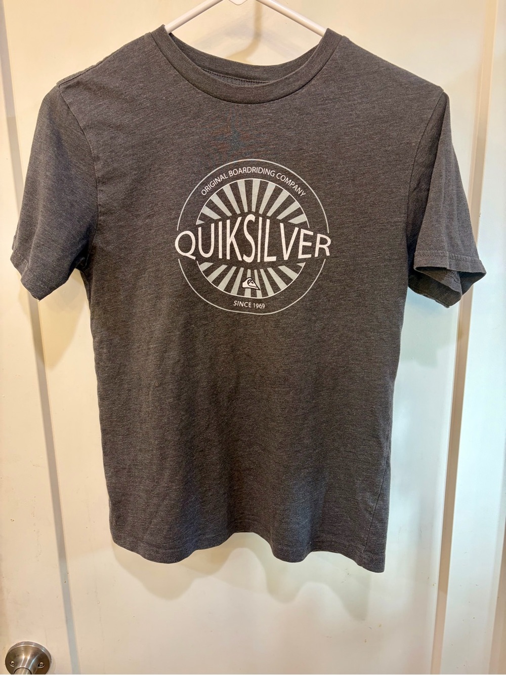 Quiksilver Grey Kid’s T-Shirt with White Radiant Graphic